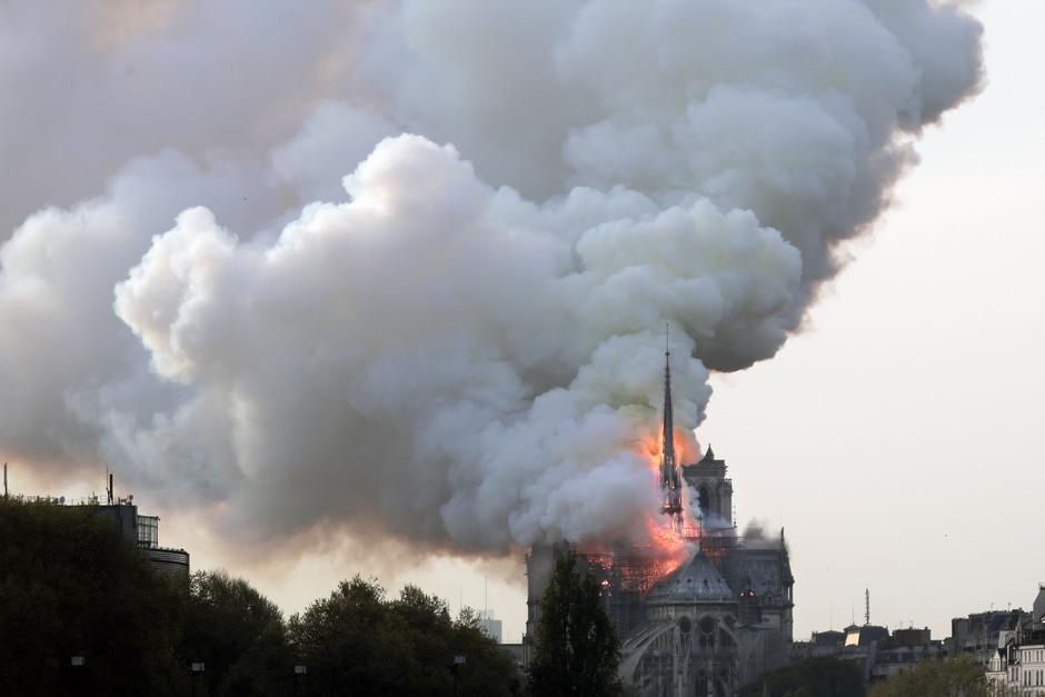Notre-Dame požar | Avtor: Epa