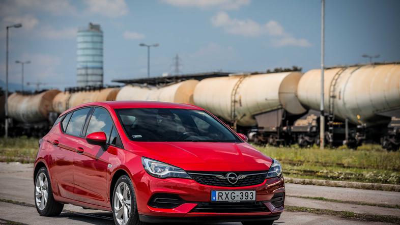 Opel Astra