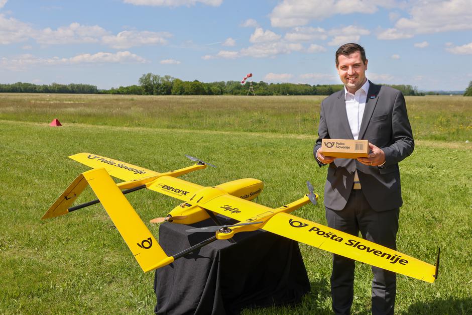 dostava dron Pošta Slovenije | Avtor: Pošta Slovenije