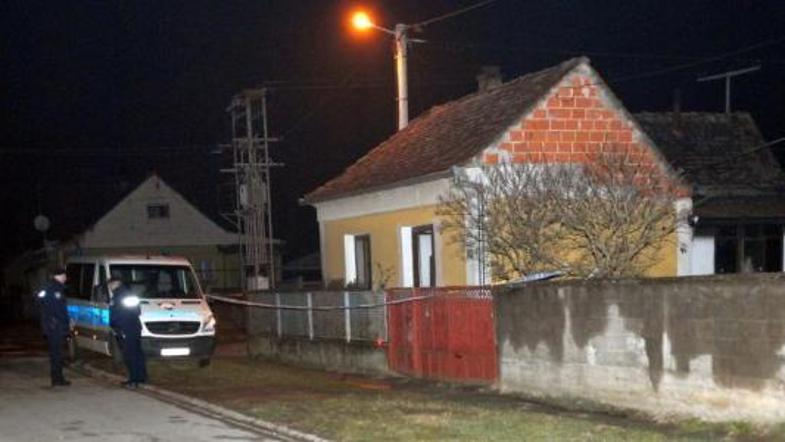 Policisti so v pogoreli hiši odkrili trupli Ruže Letić in njene hčerke Ružice.