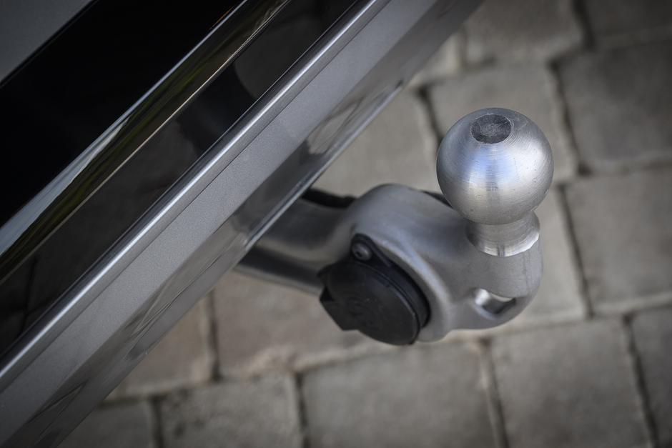 BMW iX3 50 xDrive | Avtor: BMW