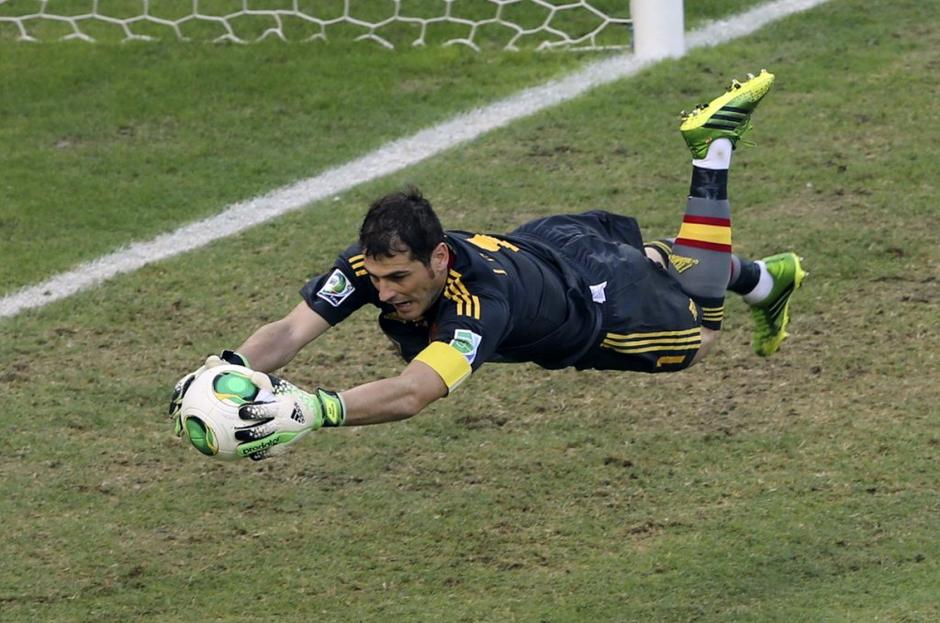 Casillas Pokal konfederacij Španija Italija polfinale | Avtor: Reuters