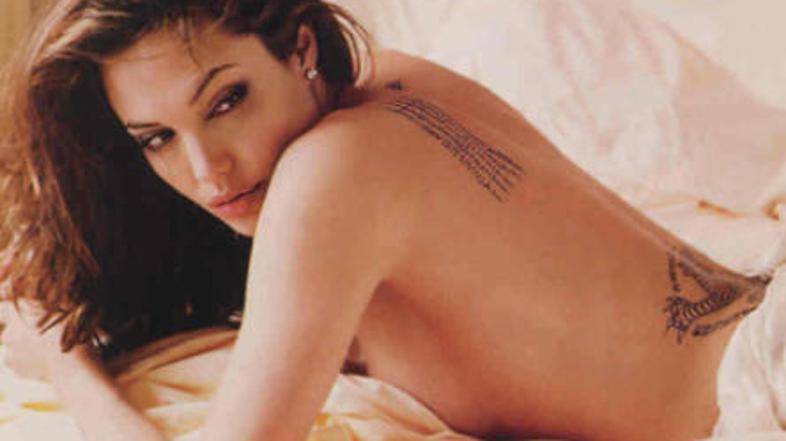 Angelina ima v razmerju z Bradom raje običajen seks, pred tem je bila ljubitelji