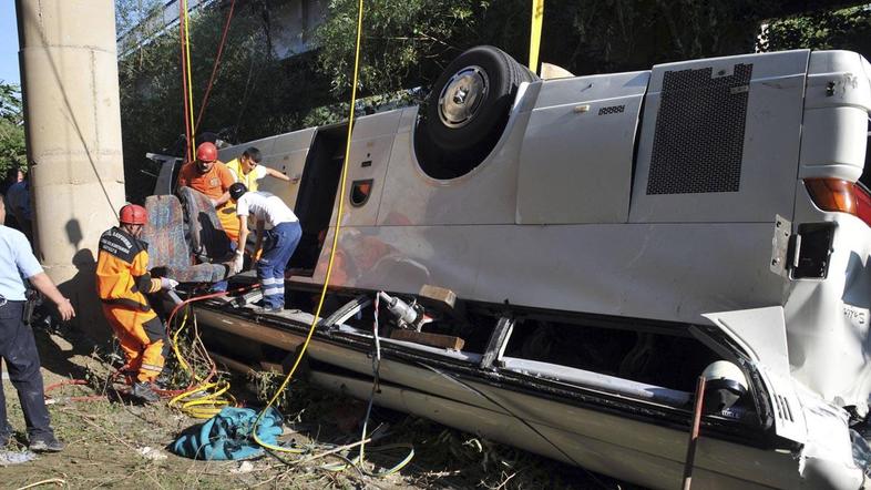 V prometni nesreči v bližini egiptovskega letovišča Hurgada je umrlo osem tujih 