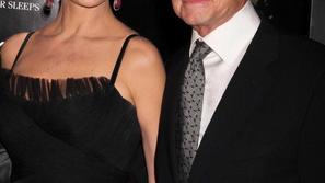 Možu je zvesto stala ob strani, nato pa se je morala še sama zdraviti. (Foto: Fl