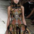 Alexander McQueen; pomlad/poletje 2011