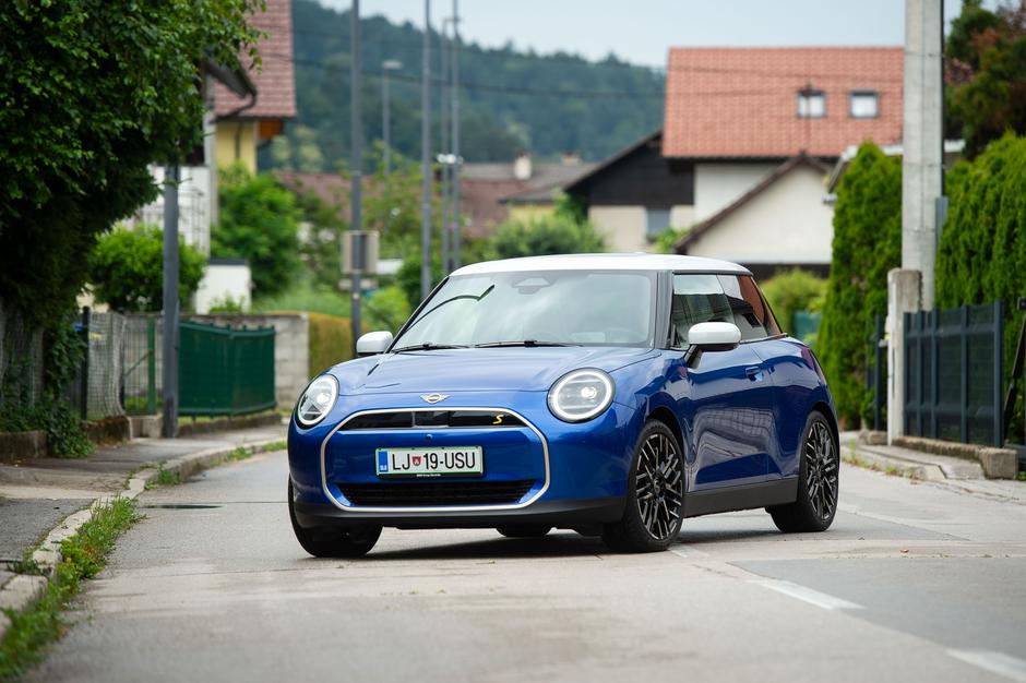 Mini Cooper s | Avtor: Anže Petkovšek