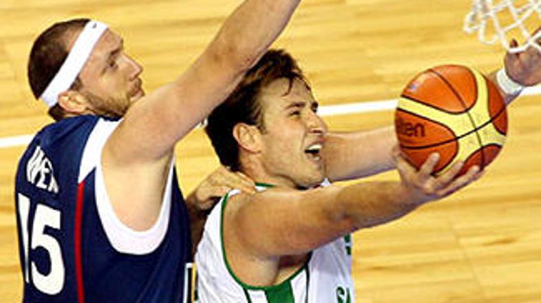 Slovenija je še drugič premagala Francijo.