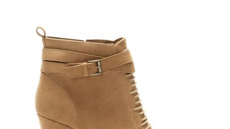 Pull & Bear, 49,99 EUR