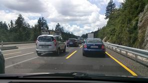 Dela na primorski avtocesti