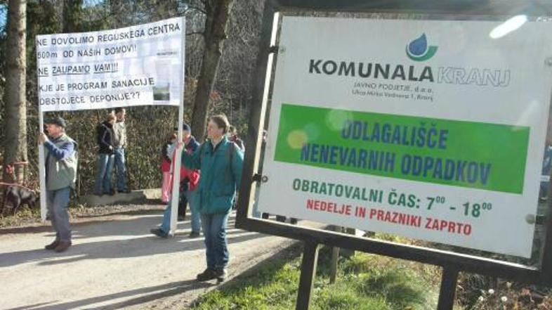 Kljub protestom krajanov je Agencija RS za okolje podaljšala okoljevarstveno dov