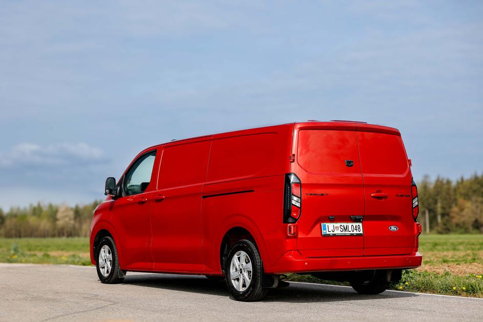 Ford Transit Custom Multicab