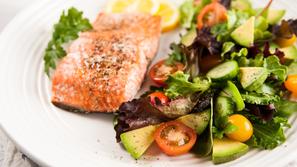 zivljenje 21.02.13. paleo kosilo, losos, foto: shutterstock