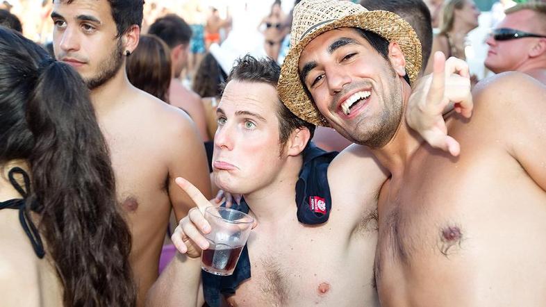 Strastni After beach party v Zrčah