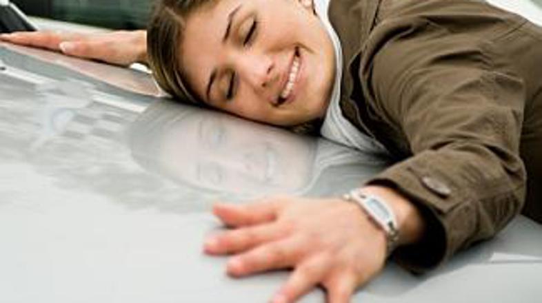 Prvi avtomobil je velika prelomnica v življenju posameznika, saj ima simbolni po