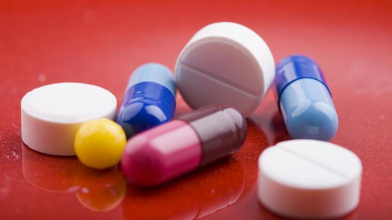Previdno s tabletami. (Foto: Shutterstock)
