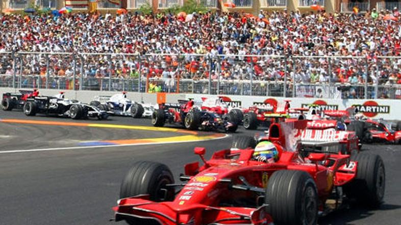 Massa je bil prvi na kvalifikacijah in prepričljivo prvi tudi na dirki.