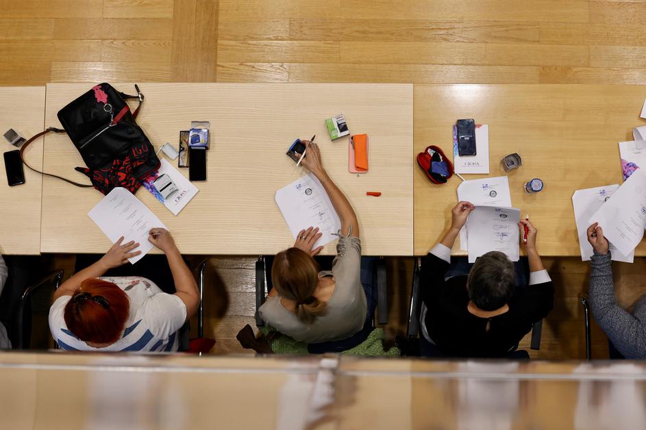 podpis dogovora sindikati vlada