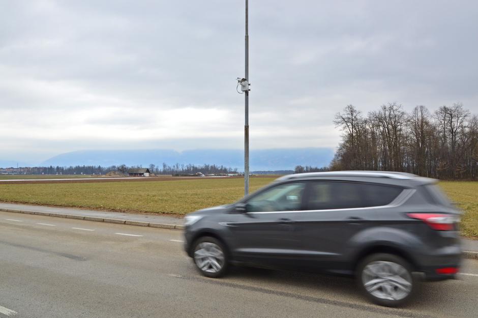 Odsekovni merilnik hitrosti | Avtor: Andrej Leban