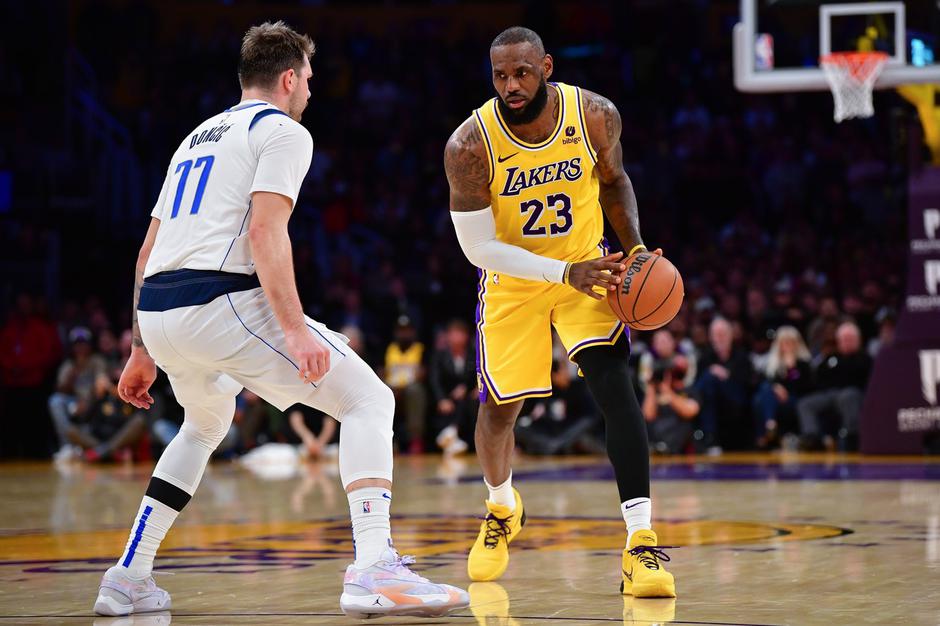 Luka Dončić in LeBron James | Avtor: Profimedia