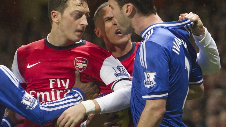 branislav ivanović mesut ozil chelsea arsenal