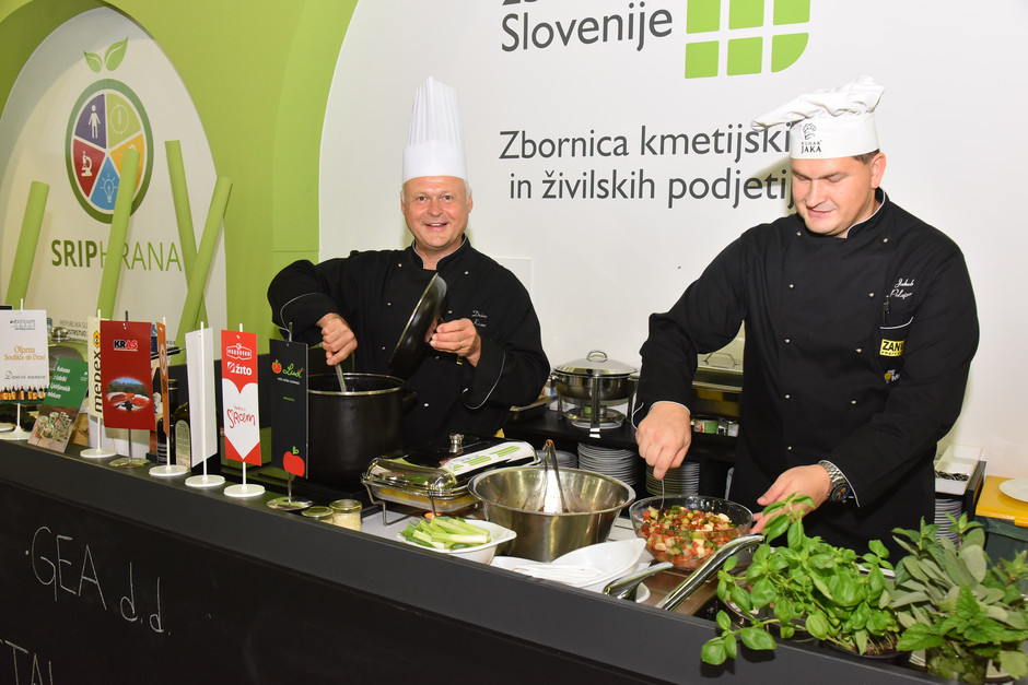 AGRA | Avtor: Slovenske blagovne znamke vrhunske prehrane
