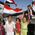 Protestov v Siriji se udeležujejo tudi številni otroci.