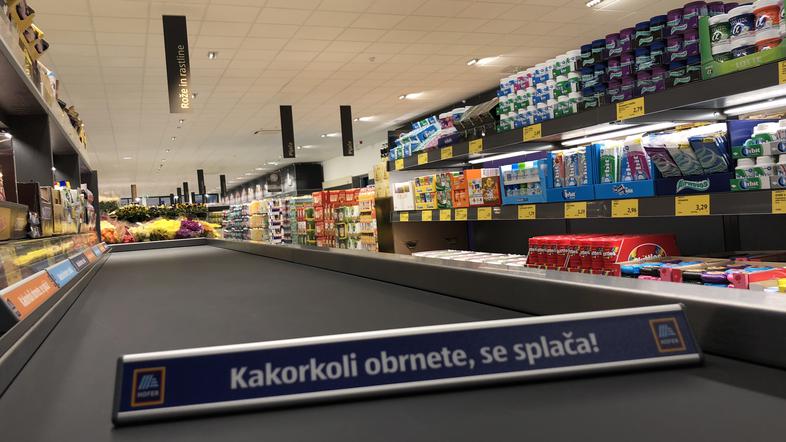 Hofer popolni delovni čas