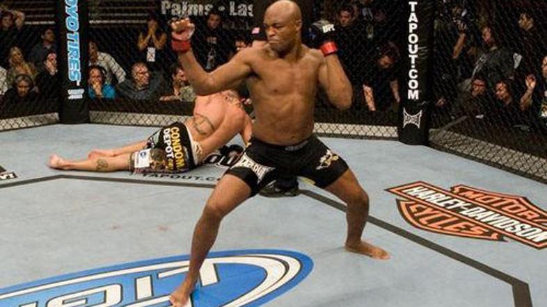 Anderson Silva bo že osmič branil naslov UFC prvaka v srednji kategoriji.
