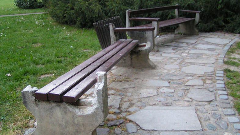 “Želimo si polepšati park in nove klopi bodo pripomogle k tem,” še pravijo na MO