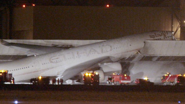 Bush ne prizanaša Iranu.