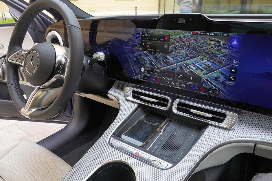 mercedes-benz razred C EV | Avtor: Matija Janezic