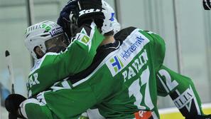 Žiga Pavlin je dosegel hat-trick za Olimpijo, ki je v Beljaku slavila prvič po s