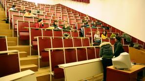 ljubljana14.02.08...filozofska fakulteta...informativni dnevi...studentje..foto: