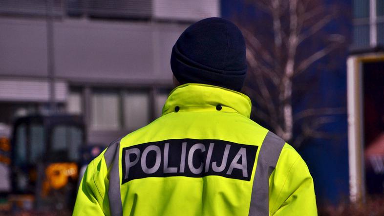 Policija