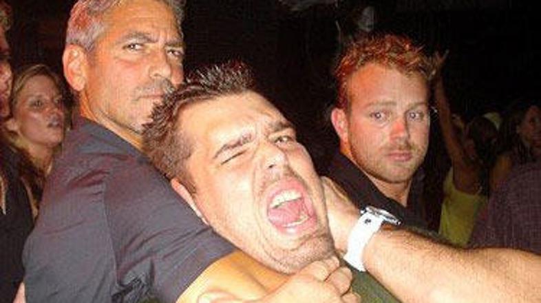 Clooney je takole "davil" prijatelja.