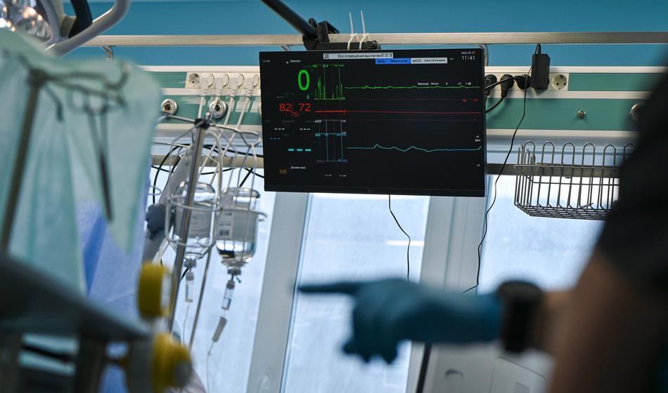 Kirurg se je odločil, da ji reši življenje, zdaj mu grozi tožba