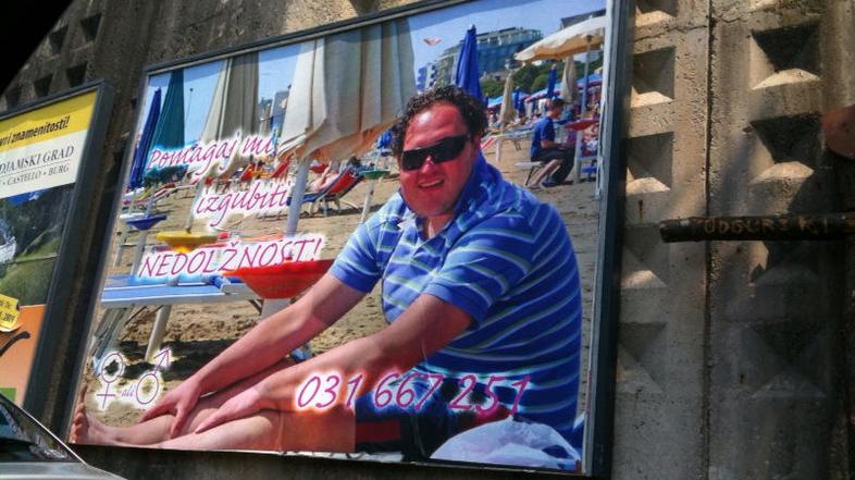 Zavrtite številko in pomagajte Janezu.