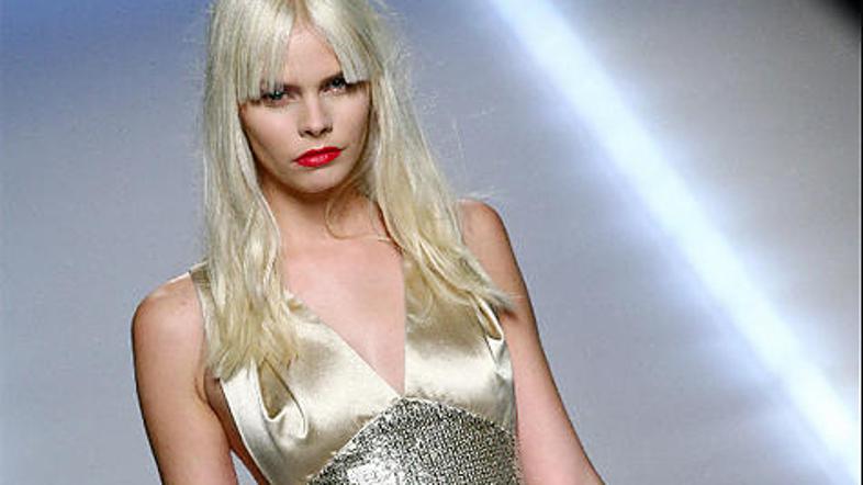 Kje so časi, ko so se po modnih pistah sprehajala dekleta s privlačnimi oblinami