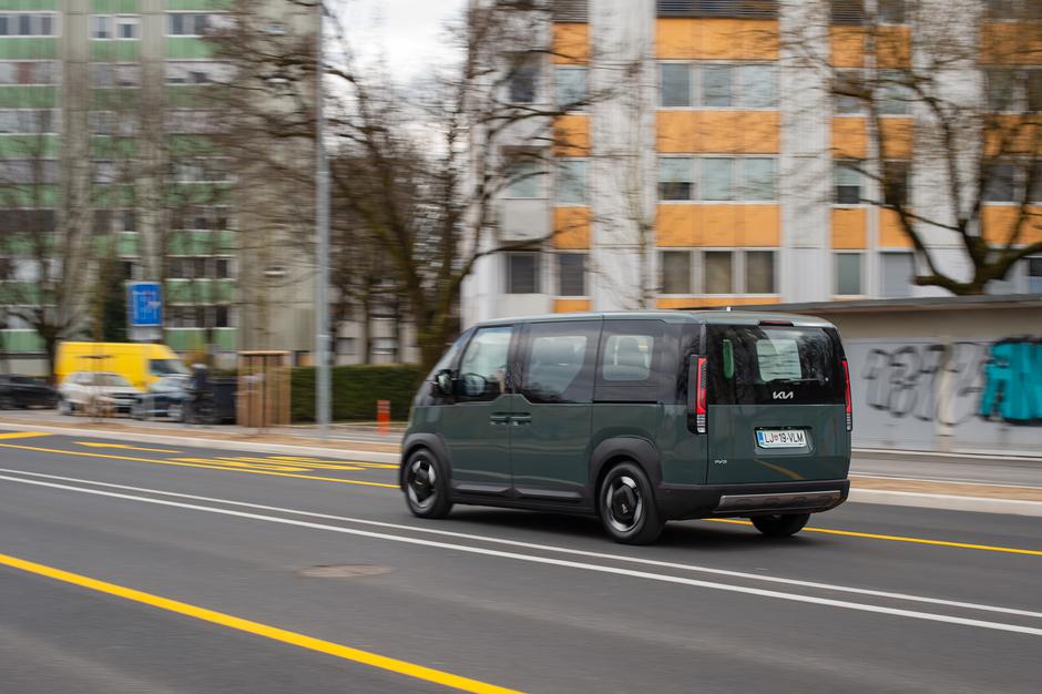 Kia PV5 | Avtor: Anže Petkovšek