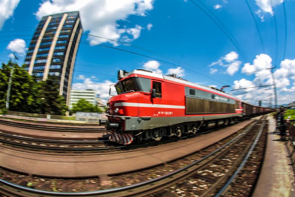 vlak | Avtor: Saša Despot