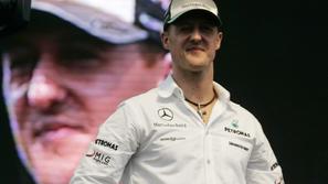 Michael Schumacher napoveduje, da bo vse boljši. (Foto: Reuters)