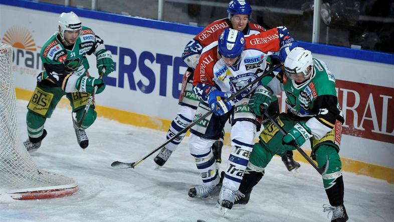 Telemach Olimpija Medveščak liga Ebel Bežigrad stadion Ice Fever De Vergilio