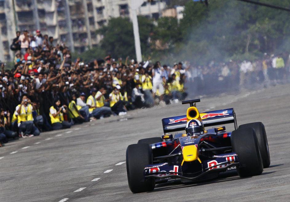 David Coulthard tudi po upokojitvi ostaja zvest moštvu Red Bull, v katerem deluj