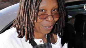 Whoopi pravi, da je Mel butec. (Foto: Flynet/JLP)