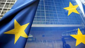 Državljani BiH in Albanije za vstop v države EU ne bodo več potrebovali vizumov.