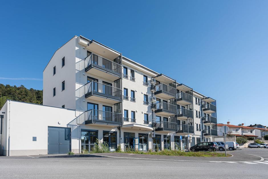 lesen blok Jelovica v sežani | Avtor: Arhiv Jelovica hiše