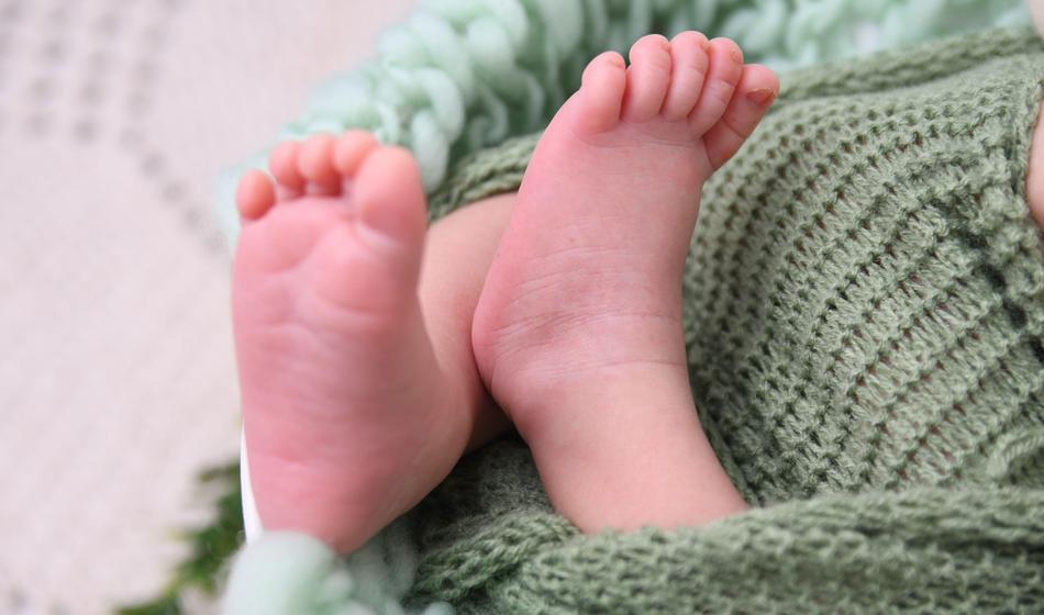 Takoj po rojstvu znana slovenska družina oznanila še eno nosečnost!
