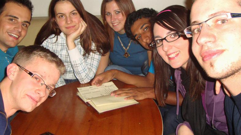 V sklopu ZIN se zbirajo mladi iz različnih držav, ki podobno razmišljajo. (Foto: