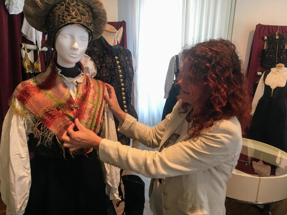 48. Dnevi narodnih noš | Avtor: A. Š.